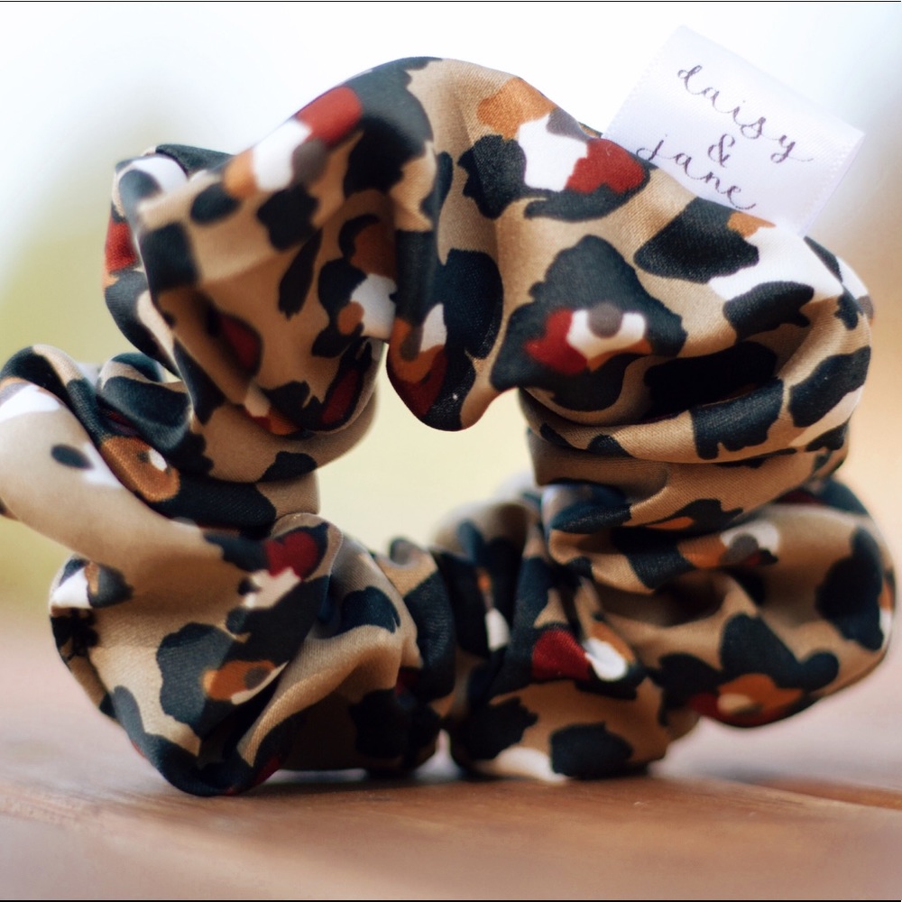 Daisy & Jane Signature Scrunchie